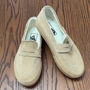 Van’s Tan Suede Slip-On Loafer Style 53 size 3.5 men or 5.5 women.